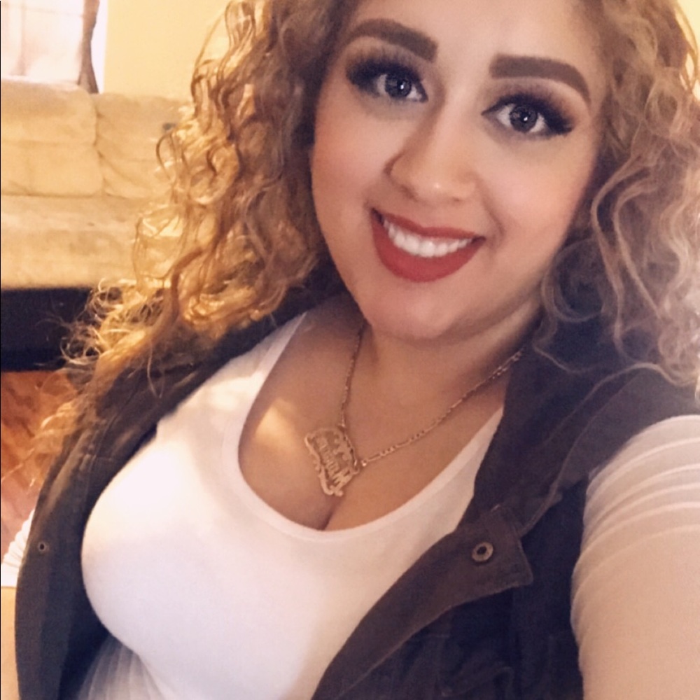 Meet your Posher, Mariana